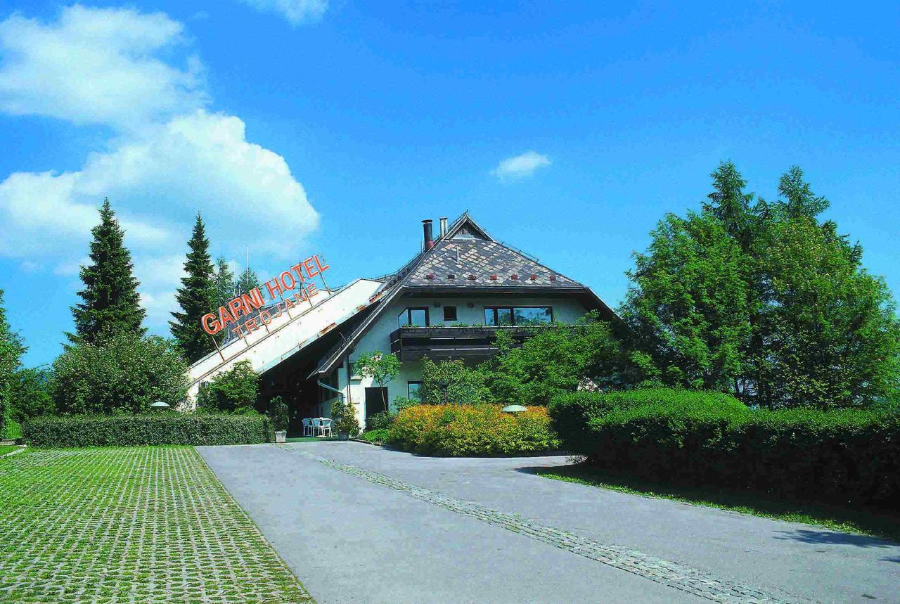 Hotel Trojane, Inspiration Of The Green Retreat Екстериор снимка