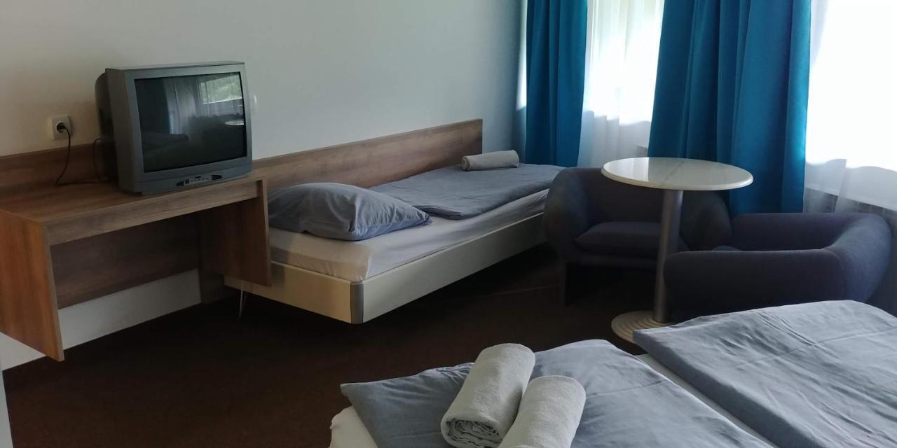 Hotel Trojane, Inspiration Of The Green Retreat Екстериор снимка